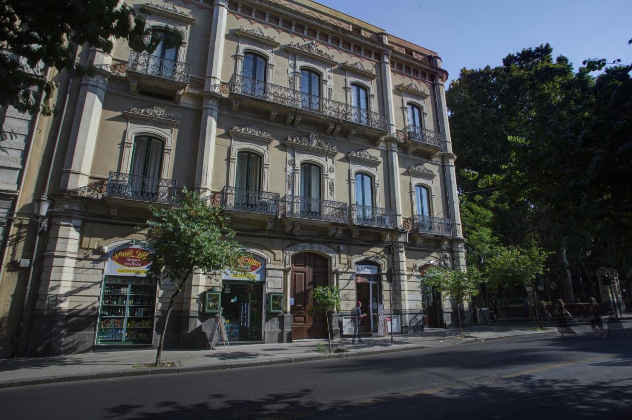 Palazzo Pastura B&B And Apartments CTA Exterior foto
